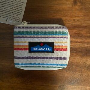 Kavu Wallowa Wallet in Prism Stripe